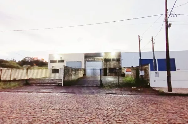 BARRACÃO COMERCIAL NO SÃO CRISTÓVÃO, LOTEAMENTO SUDOESTE