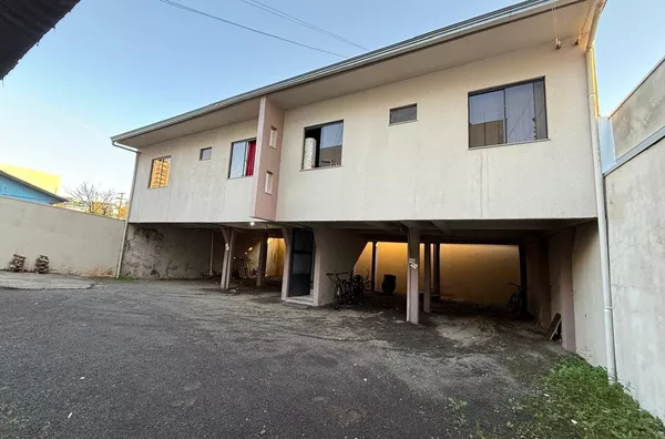  LOTE COM 2 PRÉDIOS NO INDUSTRIAL PERTO DA UNIPAR