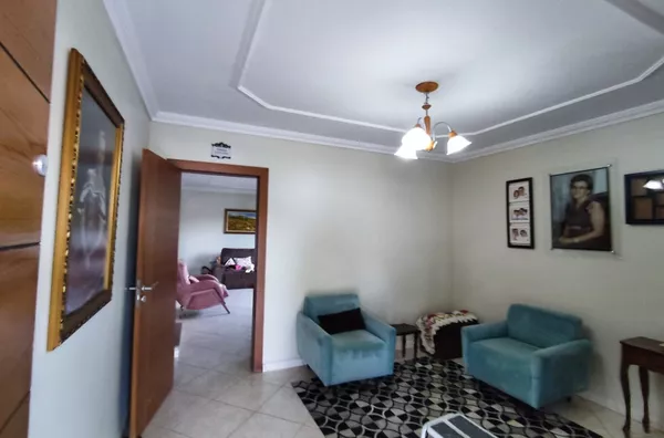 IMÓVEL COM DUAS CASAS NO CENTRO - Foto 3