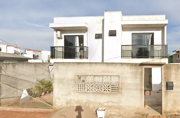 SOBRADO COM 01 SUÍTE + 02 QUARTOS NO BAIRRO GUANABARA - Foto 1