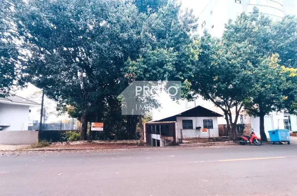 LOTE COMERCIAL DE 1.012.00M2 NO ALVORADA.