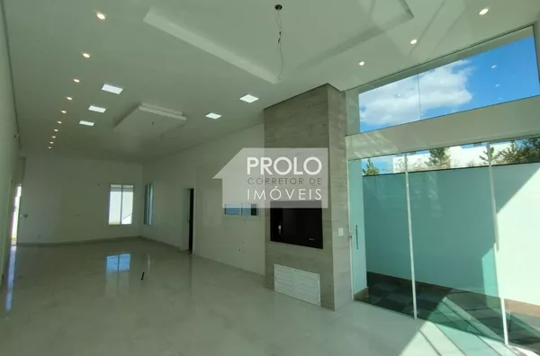(VENDIDO) CASA DE ALTO PADRÃO, COM PISCINA .