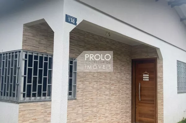 (VENDIDO) CASA DE ESQUINA, 03 QUARTOS, 130M²