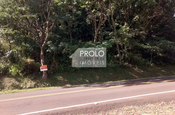 SÍTIO DE 2,8 HECTARES, PRÓXIMO ENÉAS MARQUES.