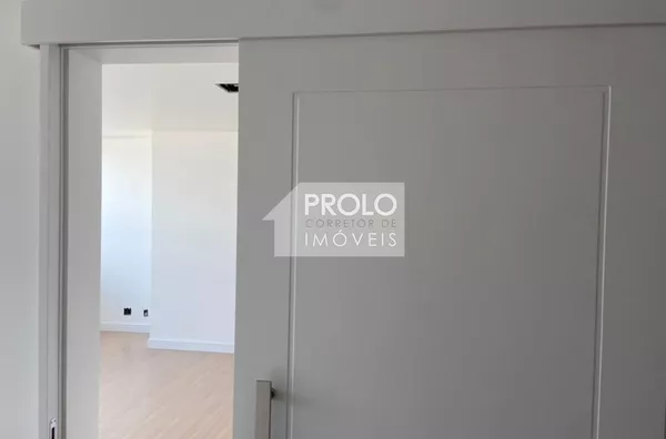 APARTAMENTO TRIPLEX NOVO (COBERTURA) NO CENTRO.