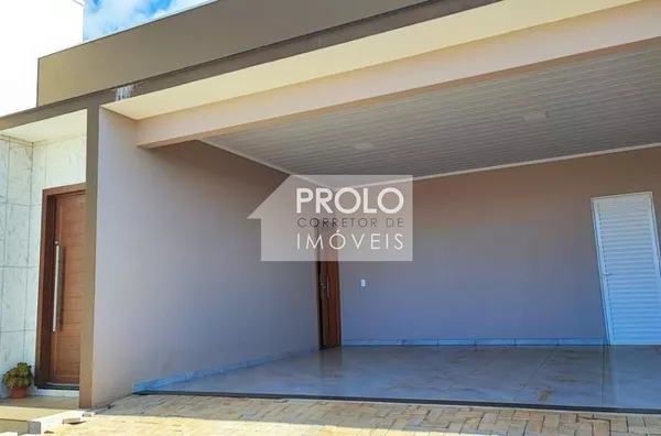 EXCELENTE CASA COM 02 QUARTOS, EM SÃO LOURENÇO DO OESTE.