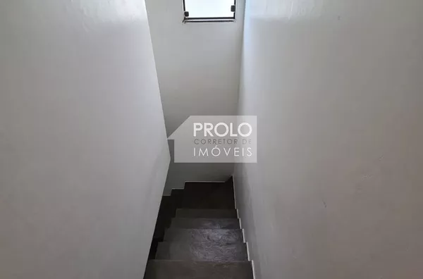( VENDIDO) SOBRADO MOBILIADO PRÓXIMO AO MAX ATACADO.