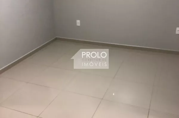 SOBRADO EM CONDOMÍNIO FECHADO, PRÓXIMO A UNISEP.