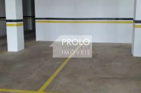 APARTAMENTO NO SEGUNDO PISO, NA AVENIDA JULIO ASSIS.