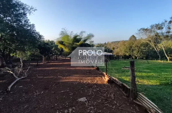 CHÁCARA/SÍTIO 2,4 ALQUEIRES COM CASA, EM FRENTE A RODOVIA.