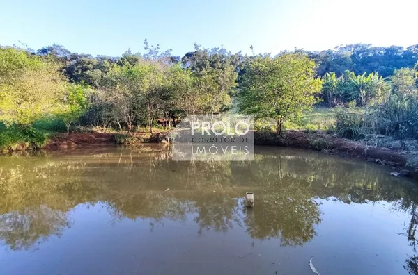 CHÁCARA/SÍTIO 2,4 ALQUEIRES COM CASA, EM FRENTE A RODOVIA.