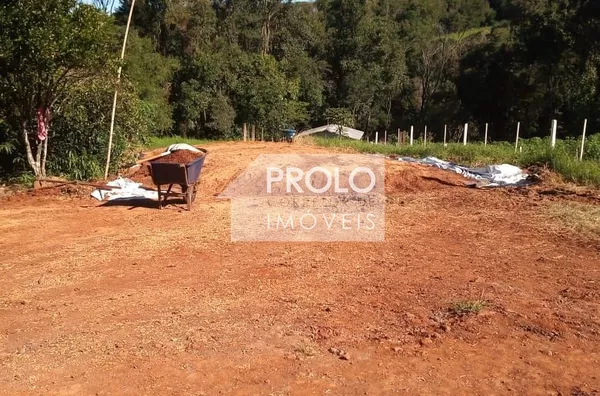 CHÁCARA/SÍTIO DE 3,5 ALQUEIRES COM ÓTIMA ESTRUTURA, PRÓXIMO DA CIDADE.
