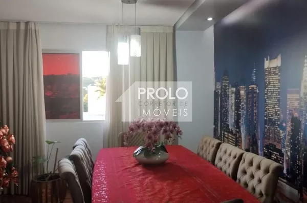APARTAMENTO SEMIMOBILIADO COM 01 SUÍTE + 02 QUARTOS, NO ALVORADA.
