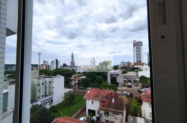 APARTAMENTO NA ÁREA CENTRAL.