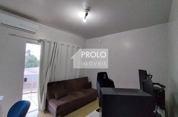 APARTAMENTO NA ÁREA CENTRAL.