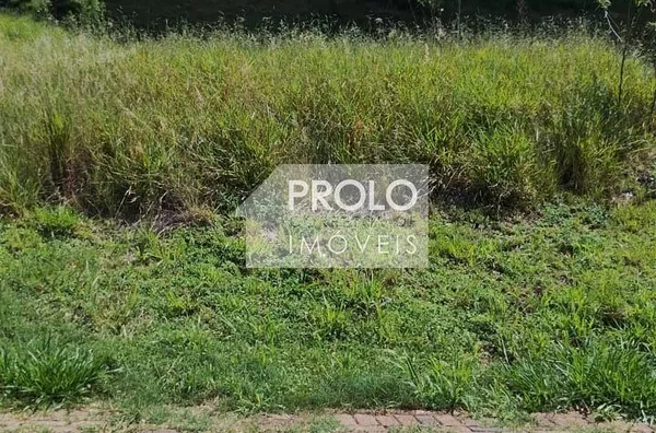 LOTE 769,88M², NO LOTEAMENTO ALTO DA JÚLIO.
