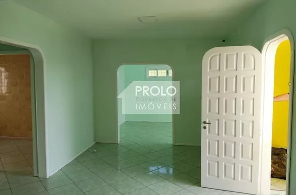 CASA NO ALVORADA, COM LOTE DE 22X22.