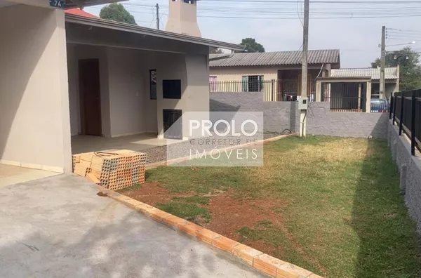 CASA DE ESQUINA COM 03 QUARTOS NO BAIRRO NOVO MUNDO