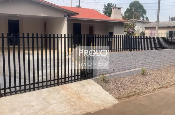 CASA DE ESQUINA COM 03 QUARTOS NO BAIRRO NOVO MUNDO