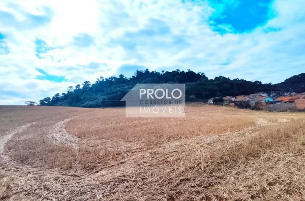 CHÁCARA - TERRENO URBANO DE 30.000 M2.