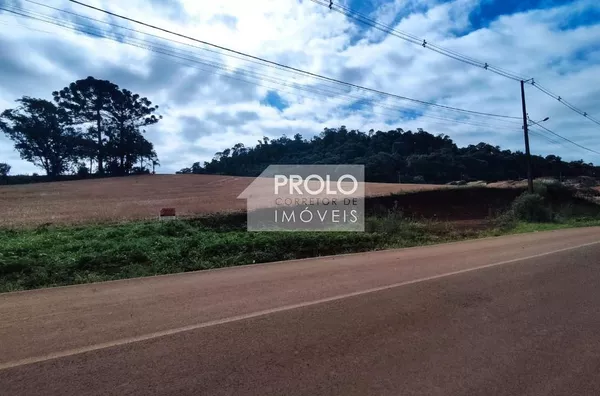 CHÁCARA - TERRENO URBANO DE 30.000 M2.