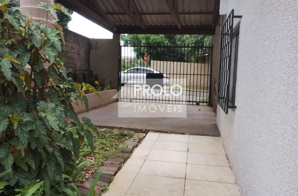 CASA DE ESQUINA / LOTE COMERCIAL, RUA CURITIBA.