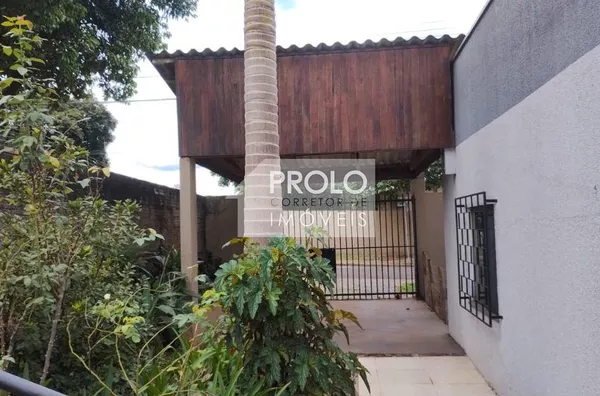 CASA DE ESQUINA / LOTE COMERCIAL, RUA CURITIBA.