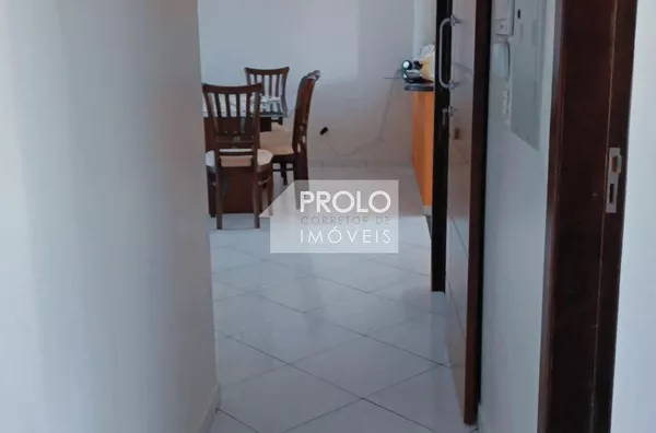 SOBRADO COMERCIAL E RESIDENCIAL NO LUTHER KING.
