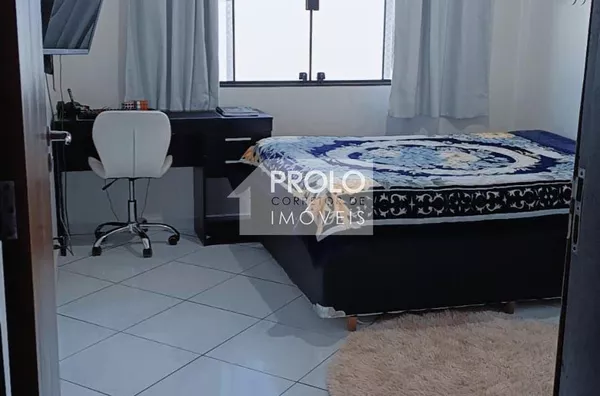 SOBRADO COMERCIAL E RESIDENCIAL NO LUTHER KING.