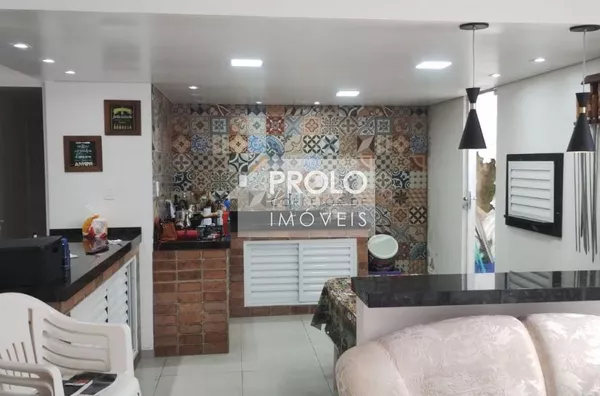 SOBRADO EM BAIRRO NOBRE