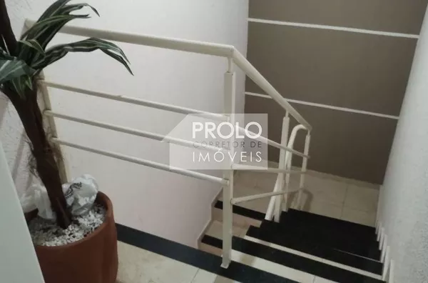 SOBRADO EM BAIRRO NOBRE