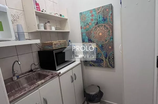 SALA COMERCIAL NO CENTRO - QUARTO ANDAR
