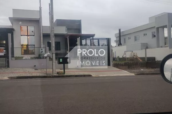 CASA SEMIMOBILIADA COM SUÍTE - Foto 1