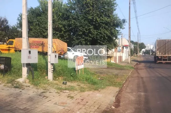 LOTE BEM LOCALIZADO PARA COMÉRCIO OU RESIDÊNCIA