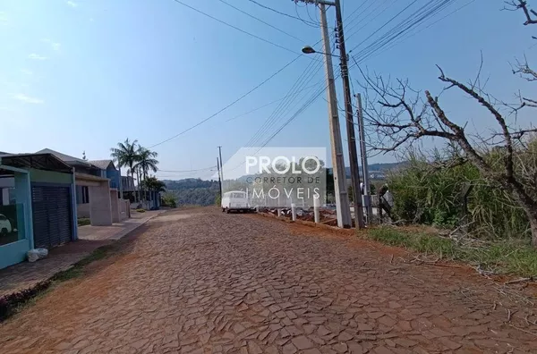 LOTE EM BAIRRO TRANQUILO