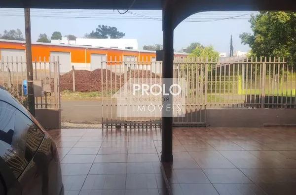 CASA COM SUÍTE E PISCINA AQUECIDA, NA CIDADE NORTE.