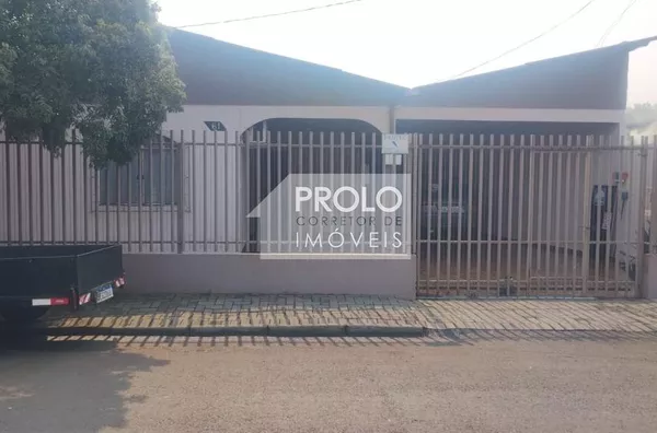 CASA COM SUÍTE E PISCINA AQUECIDA, NA CIDADE NORTE.