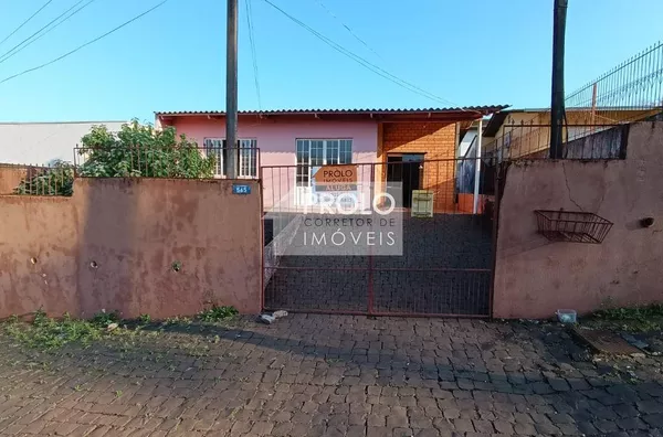 (VENDIDO) OPORTUNIDADE: CASA COM 3 QUARTOS NA RUA CURITIBA - Foto 1