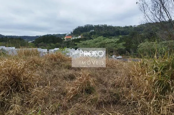 LOTE EM ÓTIMA LOCALIZAÇÃO