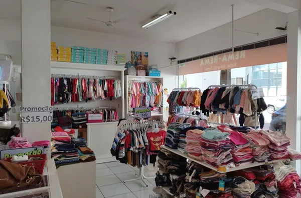 OPORTUNIDADE: BAIXOU O PREÇO!!! DE R$ 400 MIL POR R$ 250 MIL - LOJA TRADICIONAL DE ROUPAS INFANTIS