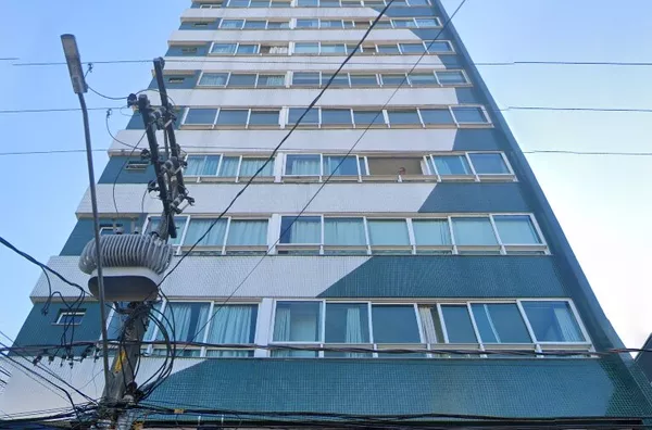 APARTAMENTO TRIPLEX NOVO (COBERTURA) NO CENTRO.