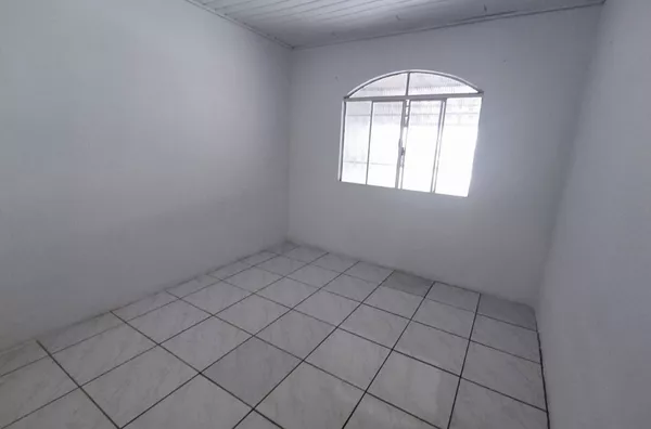 (ALUGADO) CASA DE ALVENARIA COM 3 QUARTOS NO ALVORADA - Foto 3