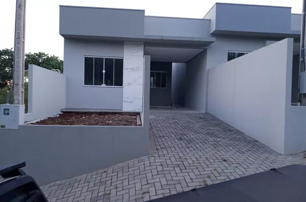 CASA NOVA COM LAJE, 1 SUÍTE + 01 QUARTO.