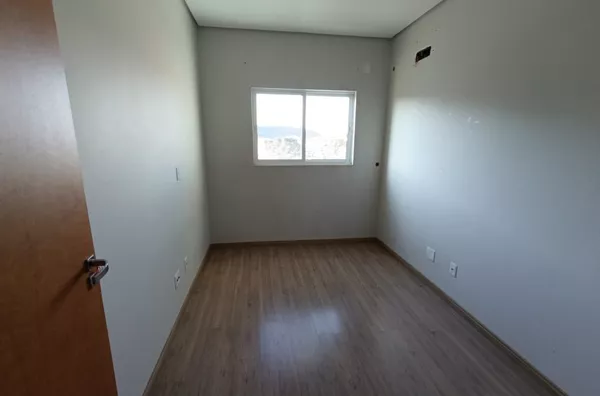 (VENDIDO) APARTAMENTO EM FRENTE AO CORREIO DA CANGO