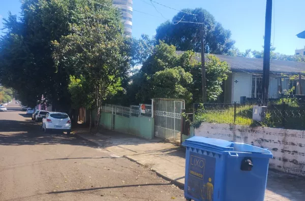 CASA MISTA NO BAIRRO N. S. APARECIDA - Foto 1