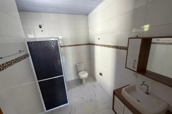 SOBRADO COM 02 QUARTOS NO CRISTO REI