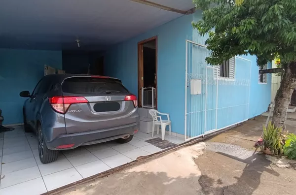 CASA DE ALVENARIA COM 03 QUARTOS NO BAIRRO GUANABARA - Foto 1