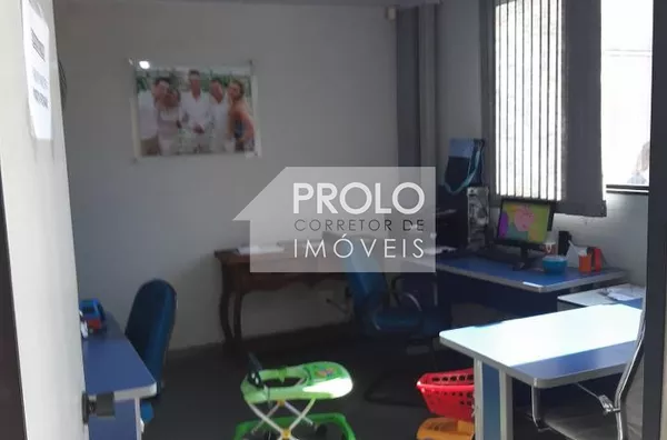 (VENDIDO) BARRACÃO COMERCIAL