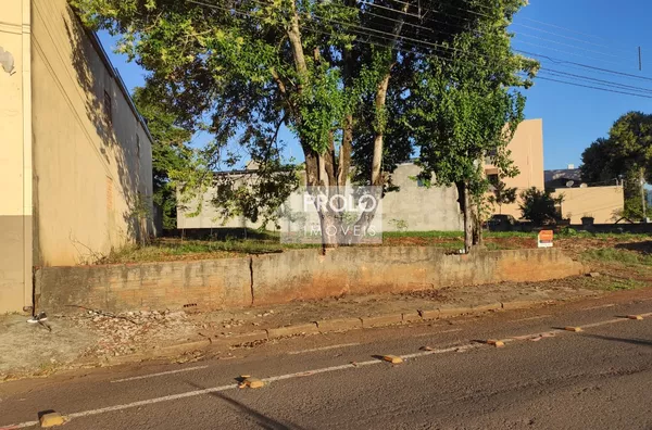 LOTE COMERCIAL