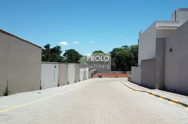 SOBRADO ALTO PADRÃO